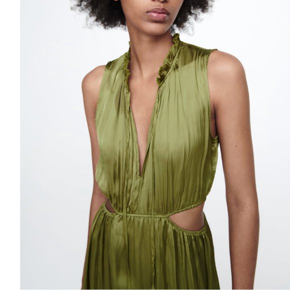 NWT ZARA WRINKLE EFFECT CUT OUT DRESS OLIVE GREEN - Picture 2 of 8